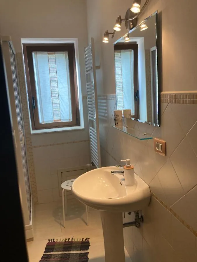 Stanza Luna Ragalna Apartment